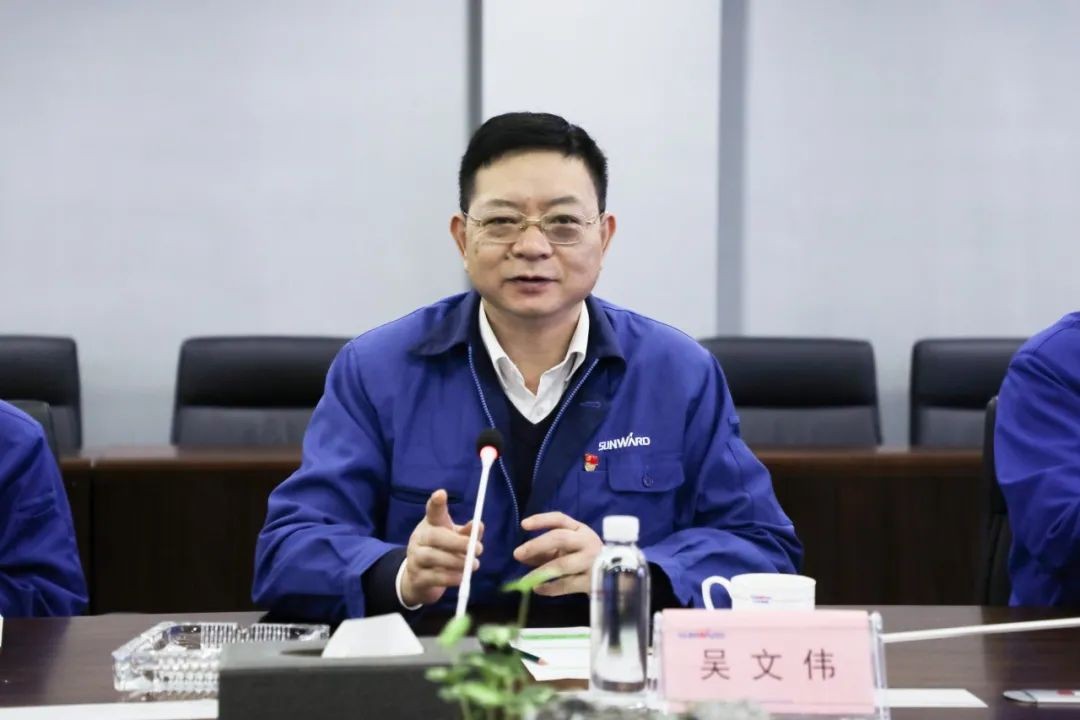 以黨建促業(yè)務(wù)，以業(yè)務(wù)強(qiáng)黨建——青島西海岸公用事業(yè)集團(tuán)考察山河智能