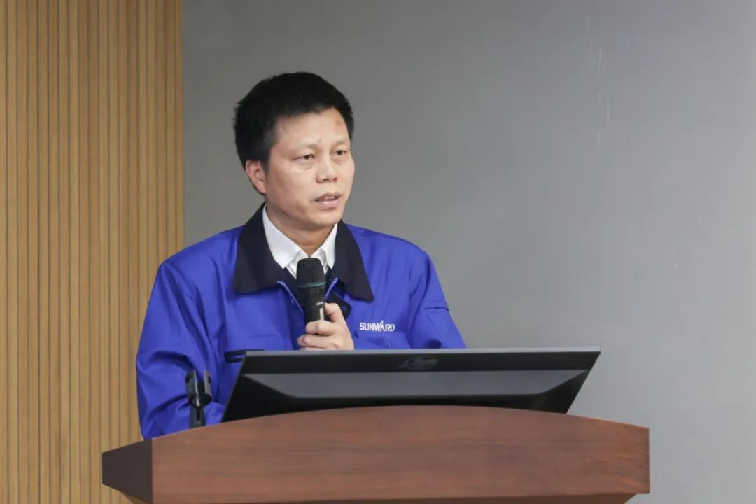 2021中國（長沙）國際工程機械設(shè)計大賽暨“設(shè)計之星”評選活動山河智能組“創(chuàng)新設(shè)計工作營”開營啦！