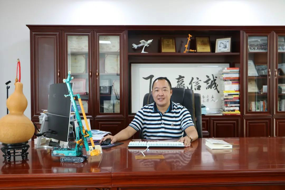 從鞋廠老板到樁工“大佬”，他以一臺(tái)靜力壓樁機(jī)撬動(dòng)財(cái)富杠桿