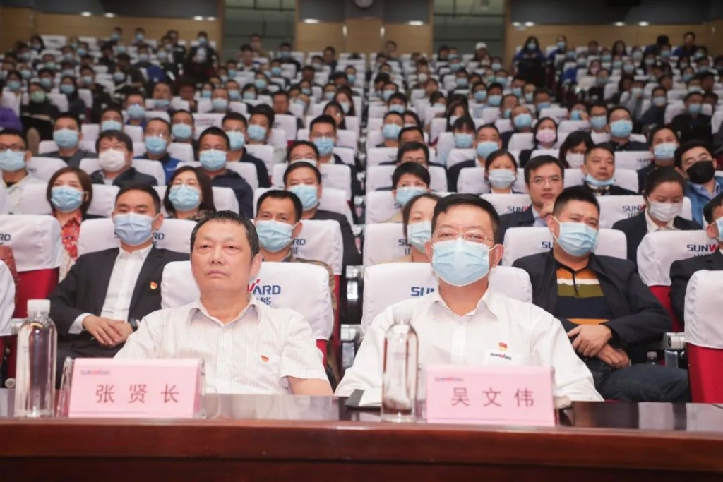 惟創(chuàng)新者勝——學(xué)習(xí)貫徹習(xí)近平總書記考察湖南重要講話精神省委宣講團(tuán)長沙分團(tuán)宣講報(bào)告會(huì)在山河智能開講