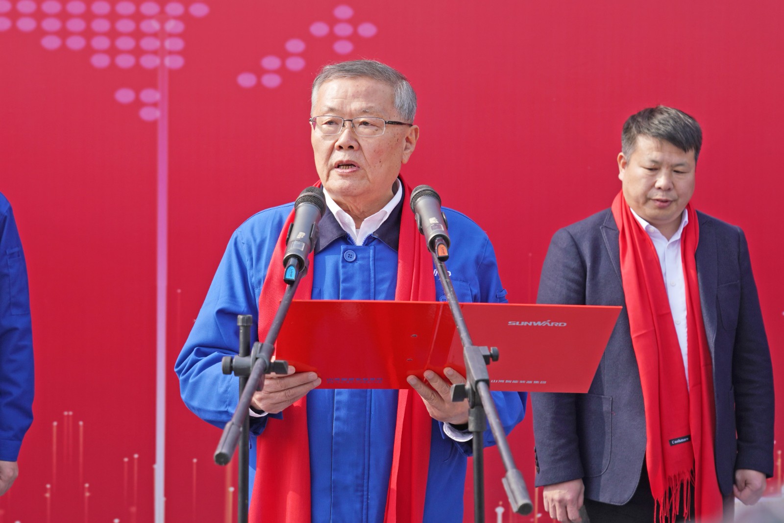 山河智能價(jià)值6億元設(shè)備全球發(fā)貨儀式火熱舉行