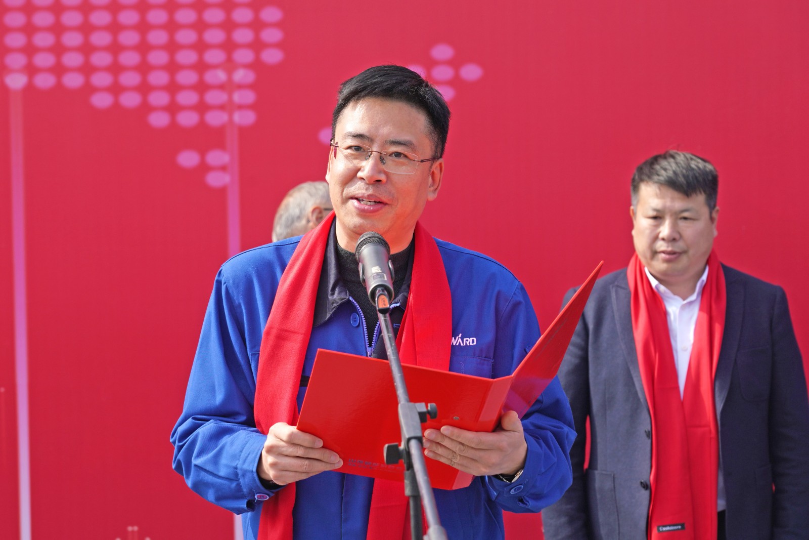 山河智能價(jià)值6億元設(shè)備全球發(fā)貨儀式火熱舉行