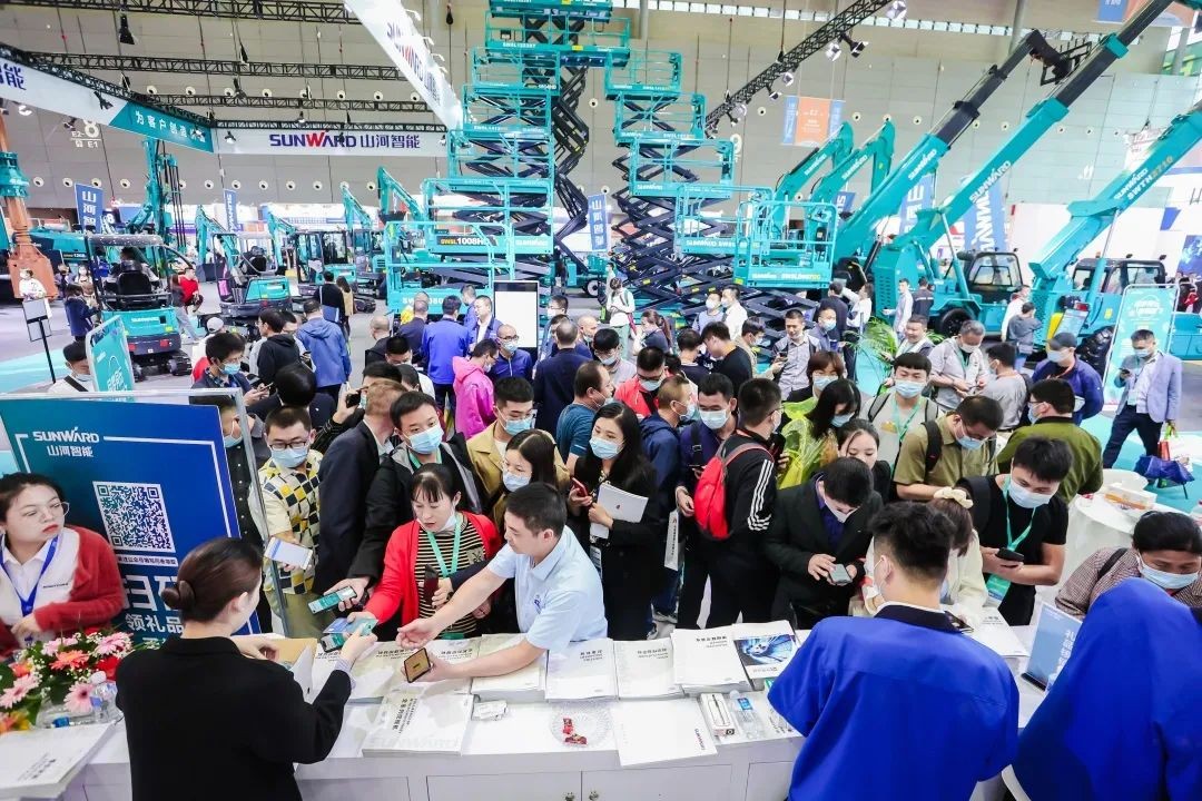 “機甲盛宴”長沙展圓滿收官！山河智能展區(qū)亮點精彩回顧