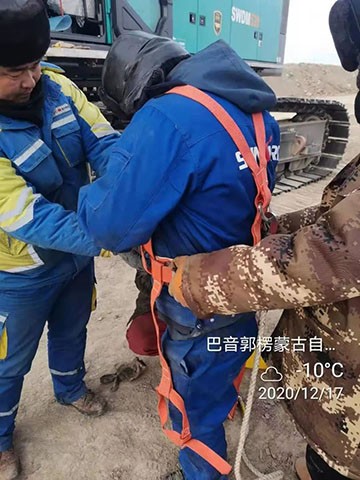 山河旋挖鉆機(jī)在“死亡之海”譜寫新篇章