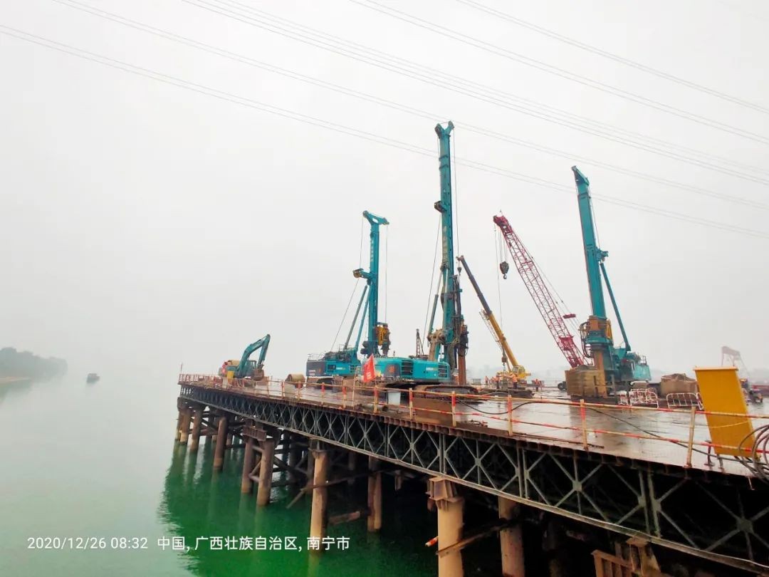 驚艷！山河智能低凈空旋挖鉆機(jī)廣西獲贊