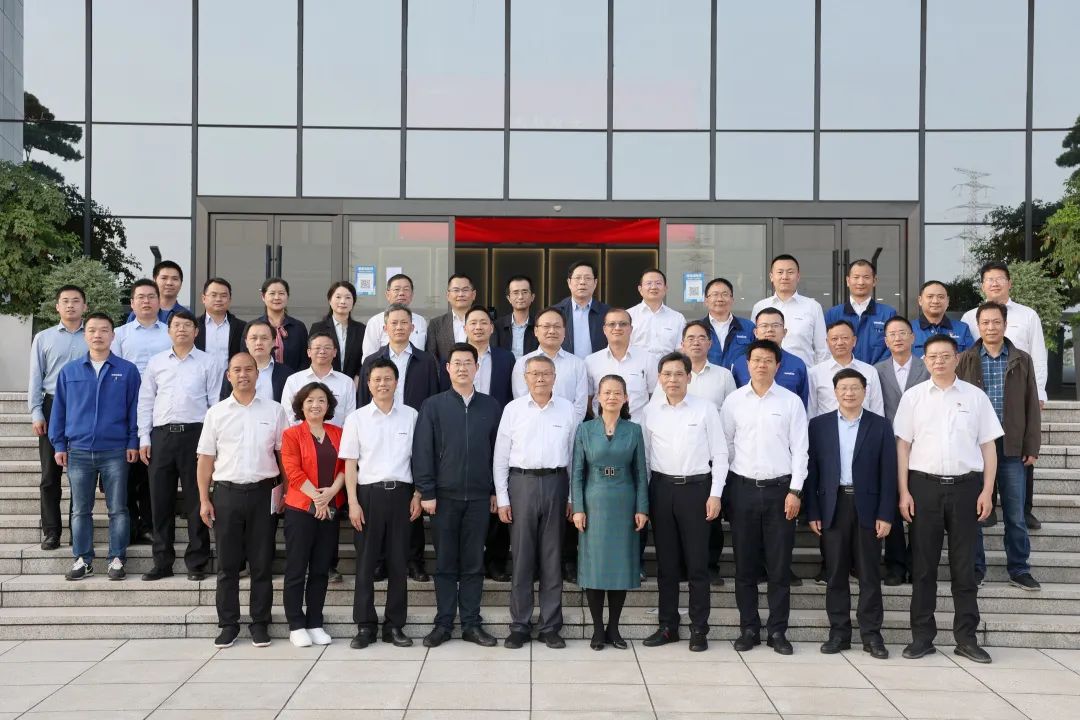 深化產(chǎn)學(xué)研合作！中南大學(xué)校長(zhǎng)、中國(guó)工程院院士田紅旗率團(tuán)拜訪山河智能