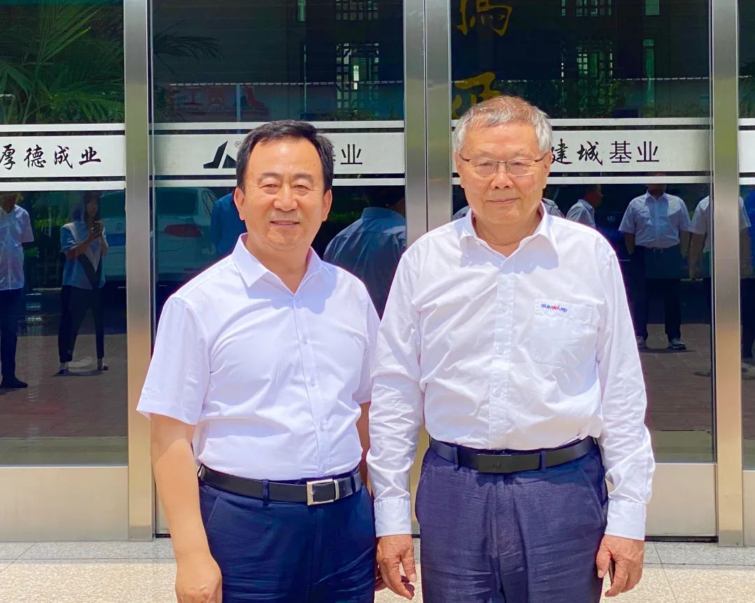 攜手共贏！何清華帶隊赴天津建城基業(yè)集團拜訪交流