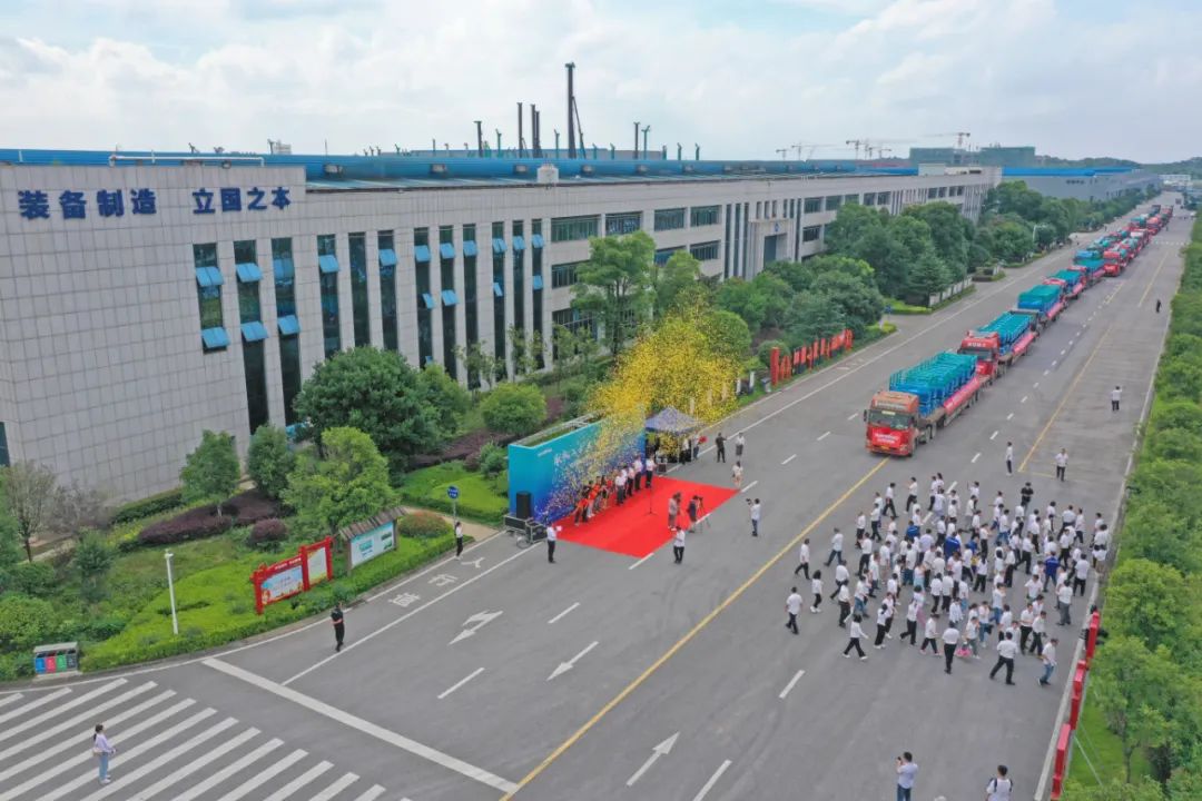 獻(xiàn)禮二十大，再攀新高地！山河智能高空機(jī)械設(shè)備再迎批量發(fā)貨