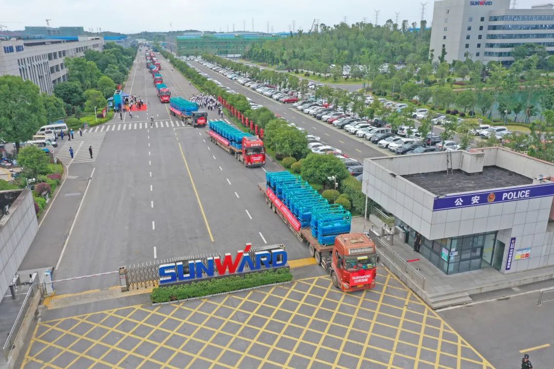 獻(xiàn)禮二十大，再攀新高地！山河智能高空機(jī)械設(shè)備再迎批量發(fā)貨