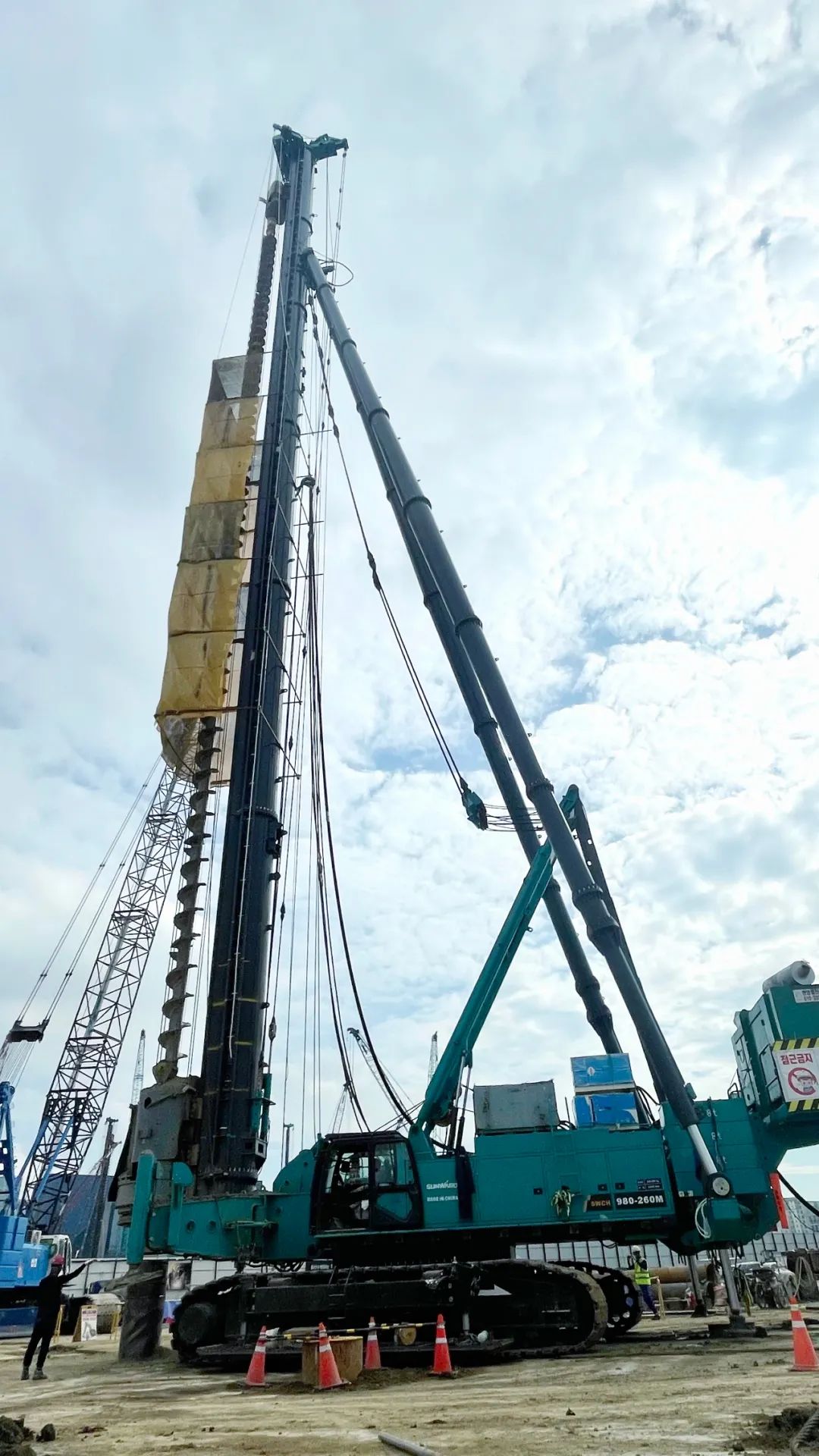 “全球最高樁架”嶄露頭角！山河智能實力助建韓國首爾麻古MICE綜合園區(qū)