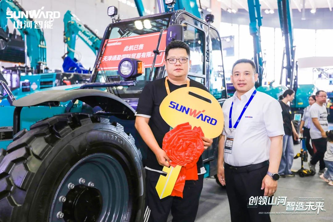 聚焦電動化、智能化！山河智能全系列高空機械產(chǎn)品亮相長沙展