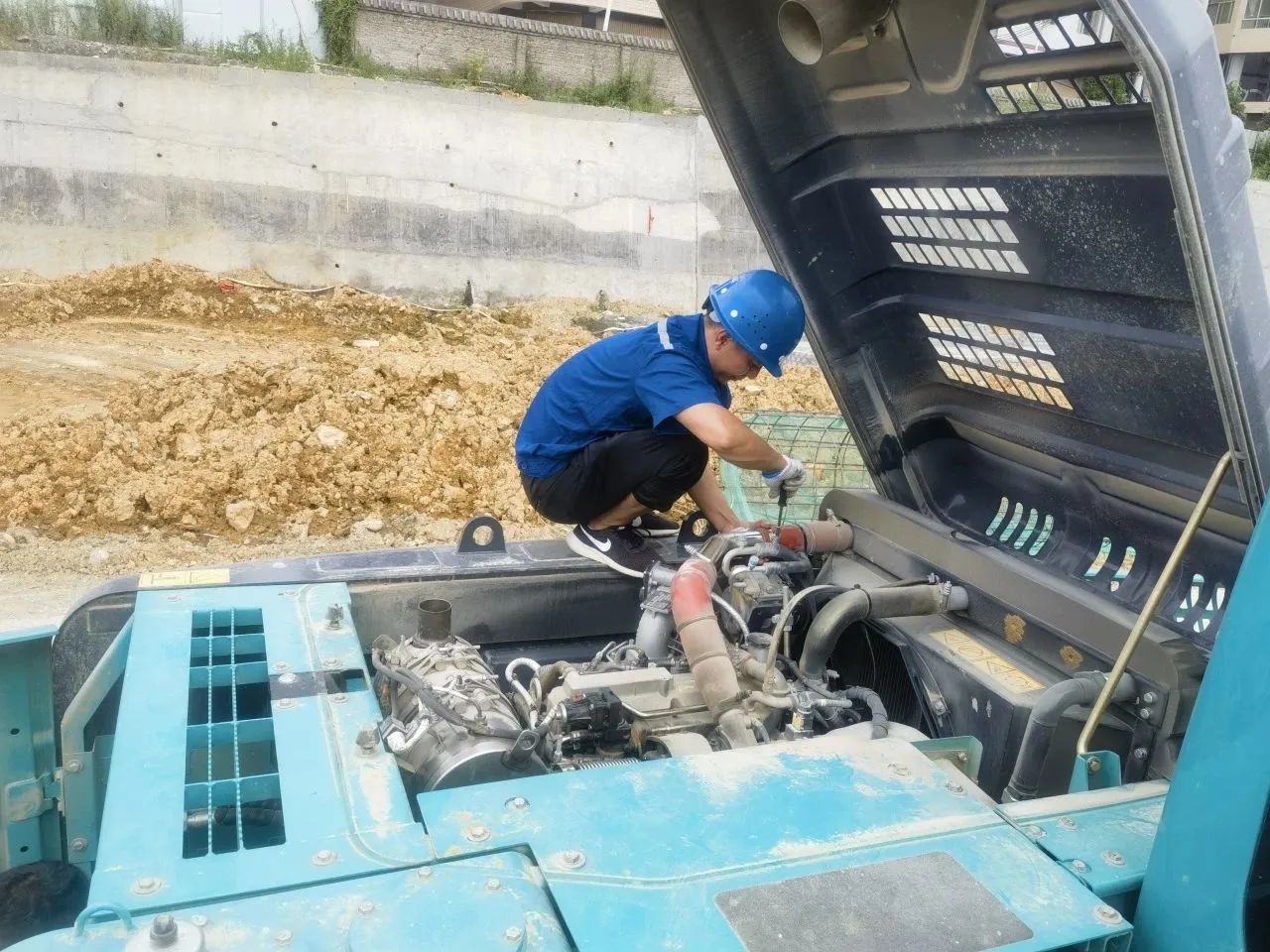 步履不停，服務(wù)不止！山河智能挖掘機(jī)服務(wù)萬里行火熱進(jìn)行中