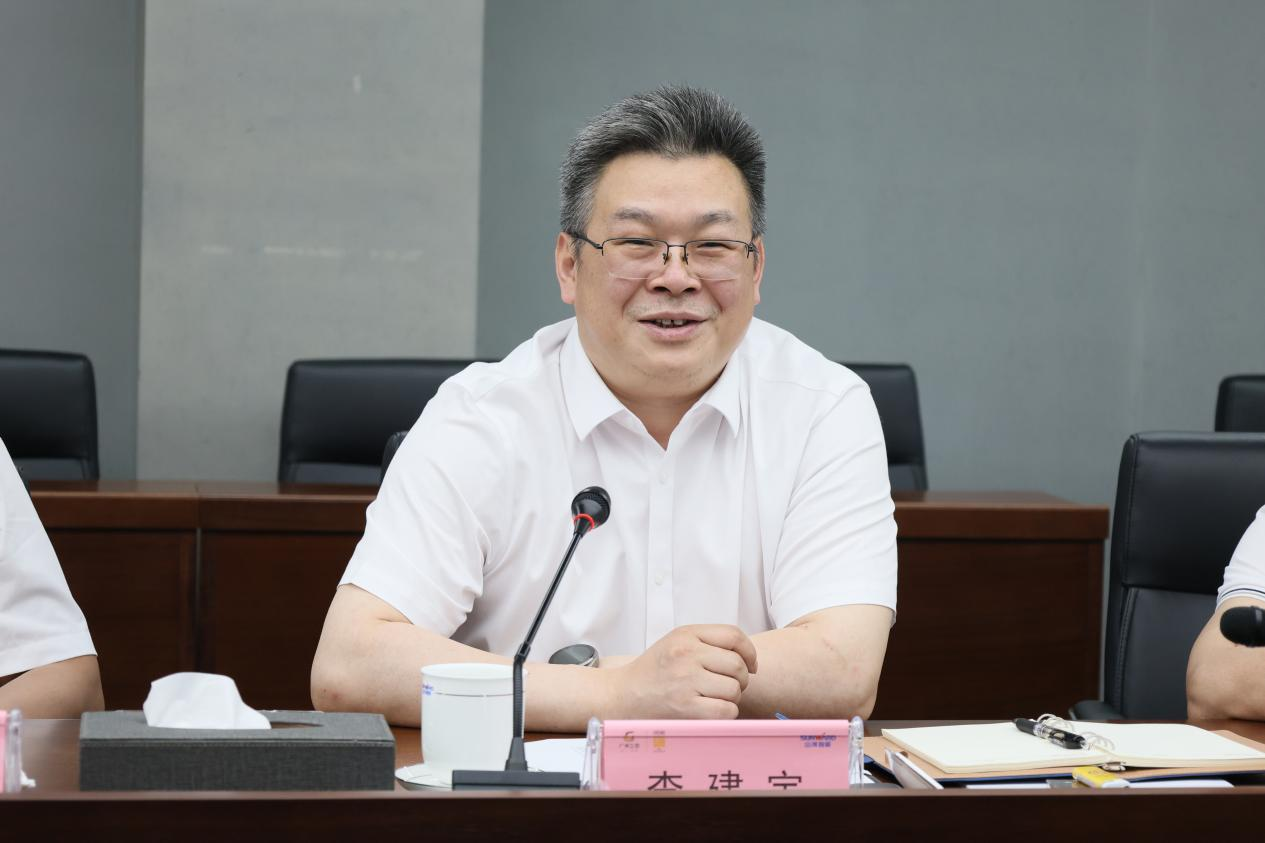 湖南鋼鐵集團(tuán)黨委書記、董事長(zhǎng)李建宇到山河智能調(diào)研交流