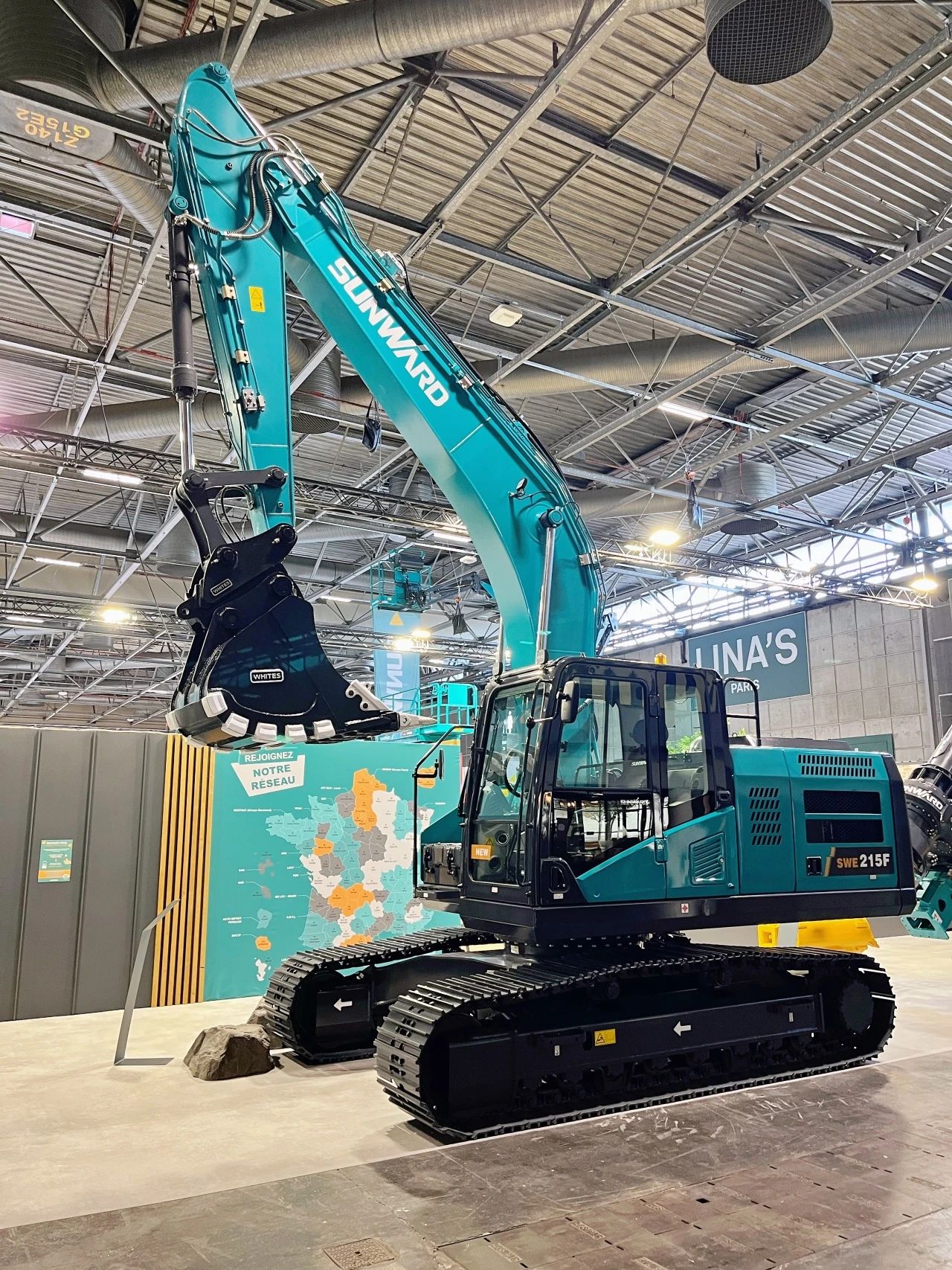 贏戰(zhàn)INTERMAT 2024！山河智能土方機械深耕全球高端市場