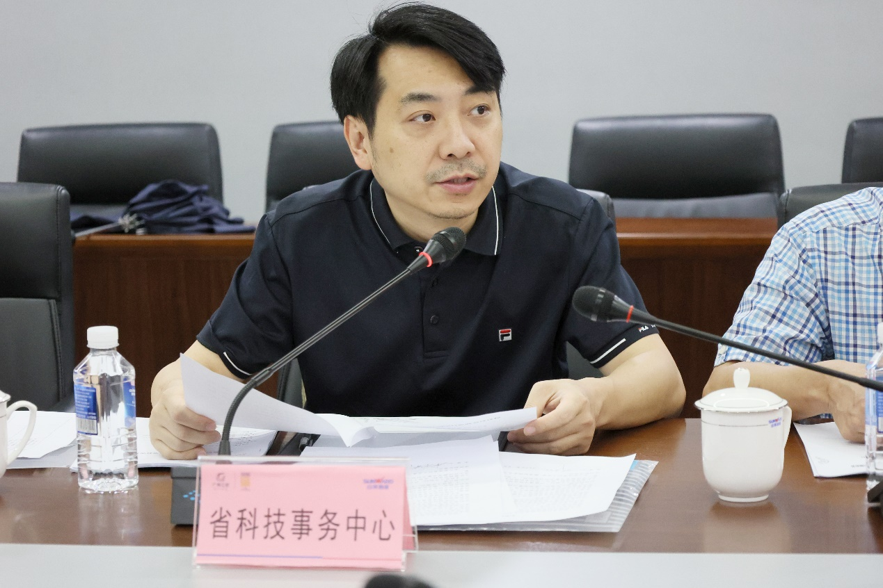山河智能“超大型油氣管道綠色成套施工裝備”項目順利通過驗收！