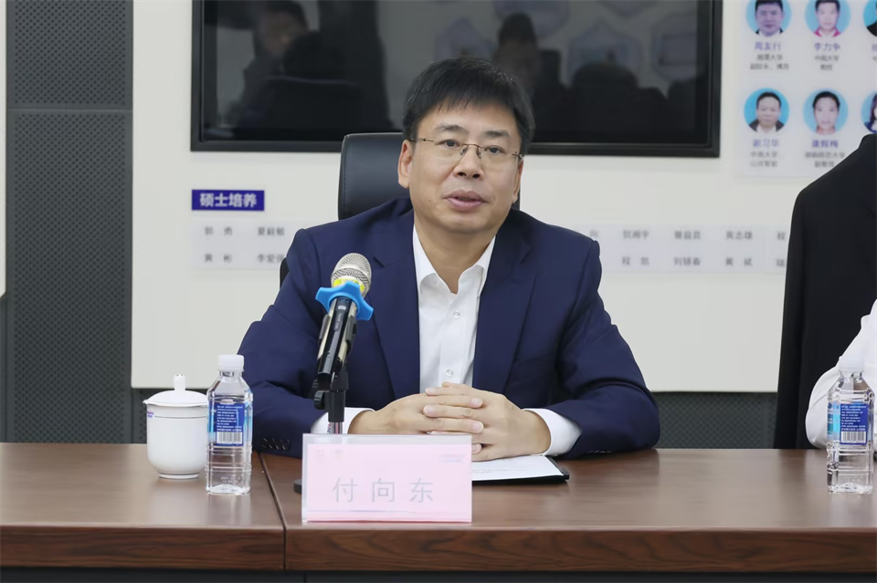 同船出海，共贏未來！中鐵九局副總經(jīng)理劉峻峰一行到訪山河智能