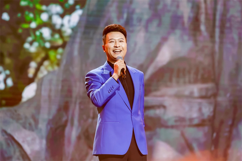 創(chuàng)新引領(lǐng)價值 理想成就未來——慶祝山河智能成立25周年表彰大會暨文藝晚會隆重舉行