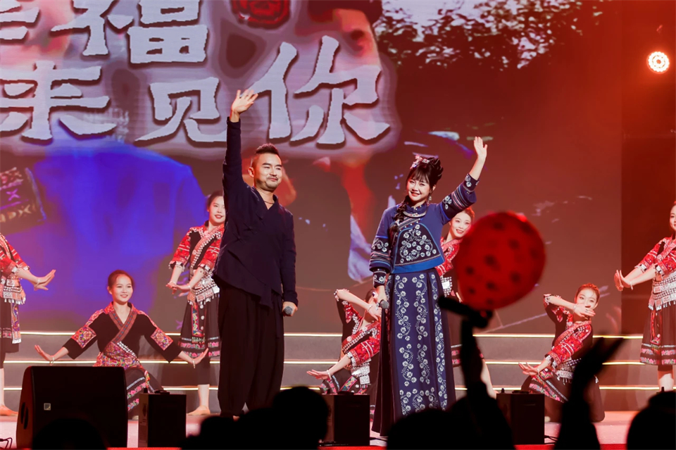 創(chuàng)新引領(lǐng)價值 理想成就未來——慶祝山河智能成立25周年表彰大會暨文藝晚會隆重舉行
