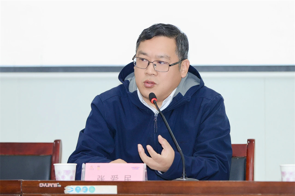 長龍街道、山河智能召開首屆年貨盛惠暨送春聯(lián)文化惠民活動工作會議