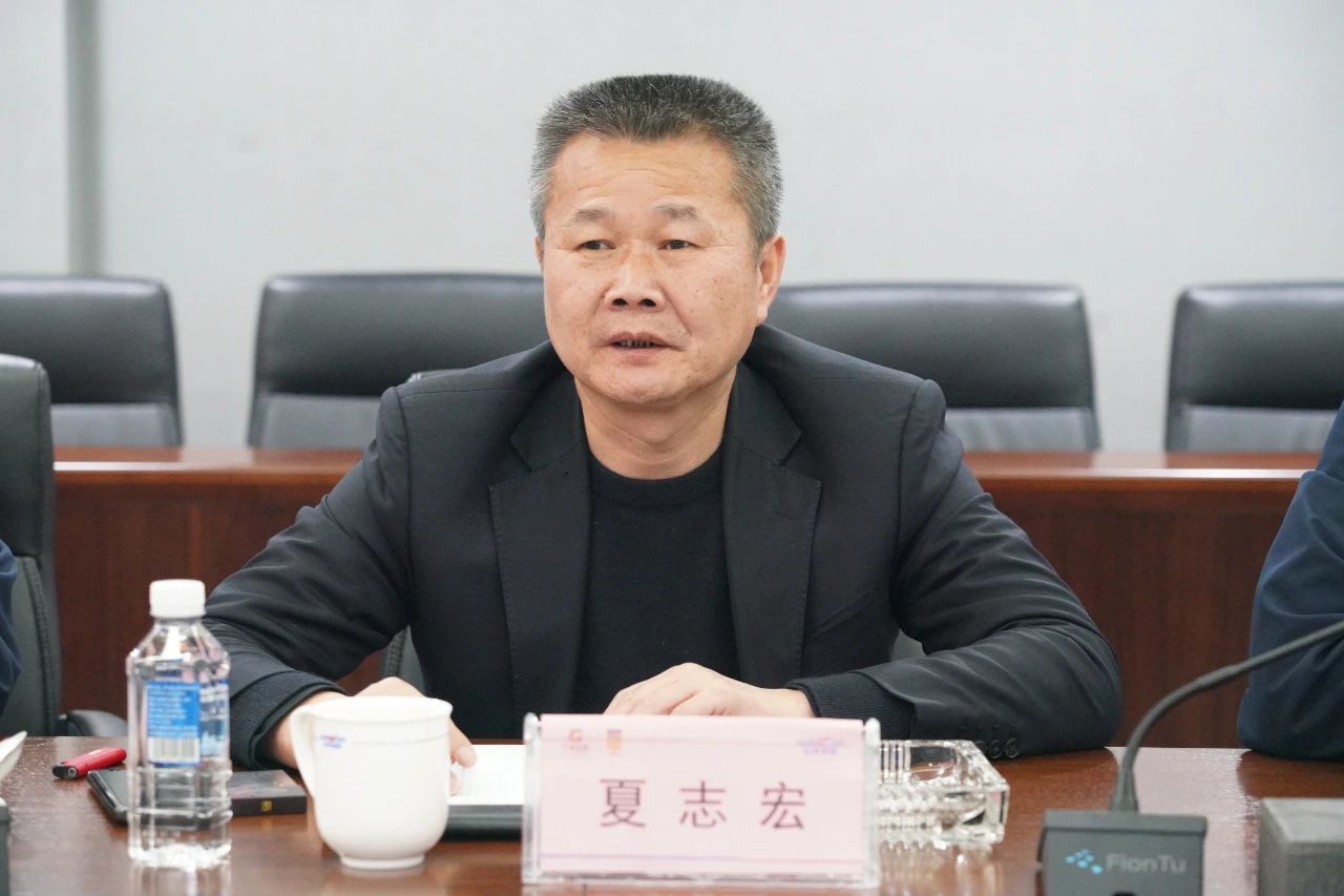 強(qiáng)強(qiáng)聯(lián)手！山河智能與湖南楚湘建工集團(tuán)達(dá)成共建礦山生產(chǎn)建設(shè)創(chuàng)新聯(lián)合體共識(shí)