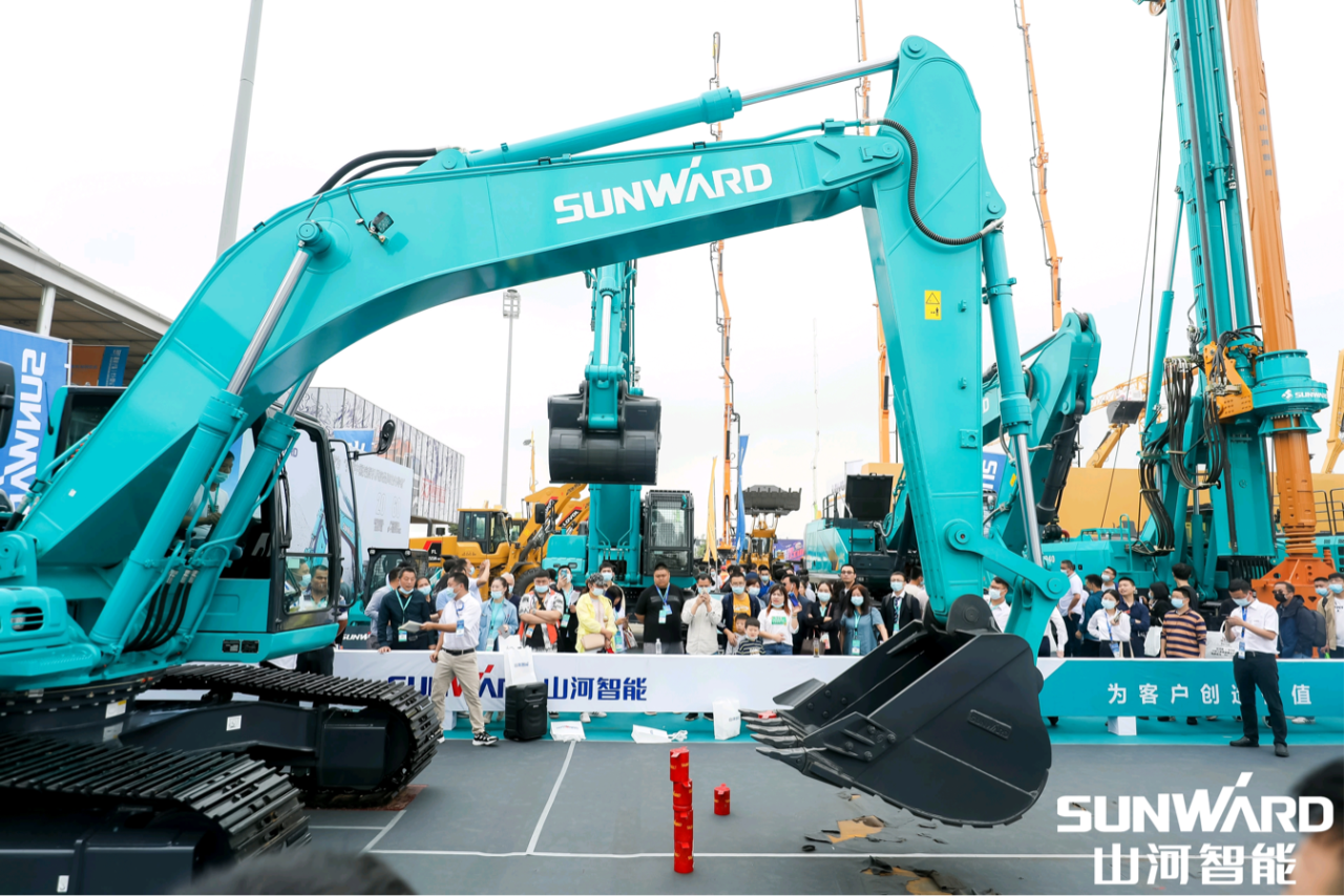 2025 CICEE | 山河智能歷屆長沙展高光回顧！再啟新篇，邀您共赴創(chuàng)新之約！